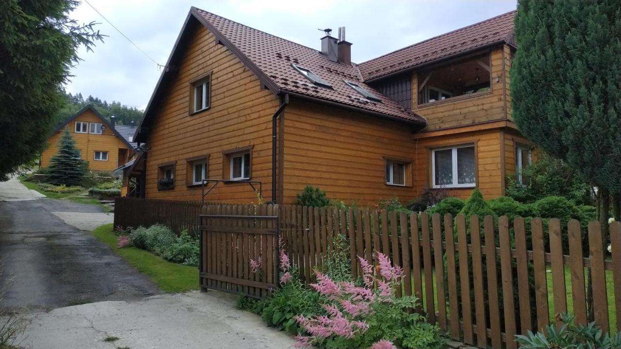 Apartament Pod Kogutkiem Uscie Gorlickie Dış mekan fotoğraf